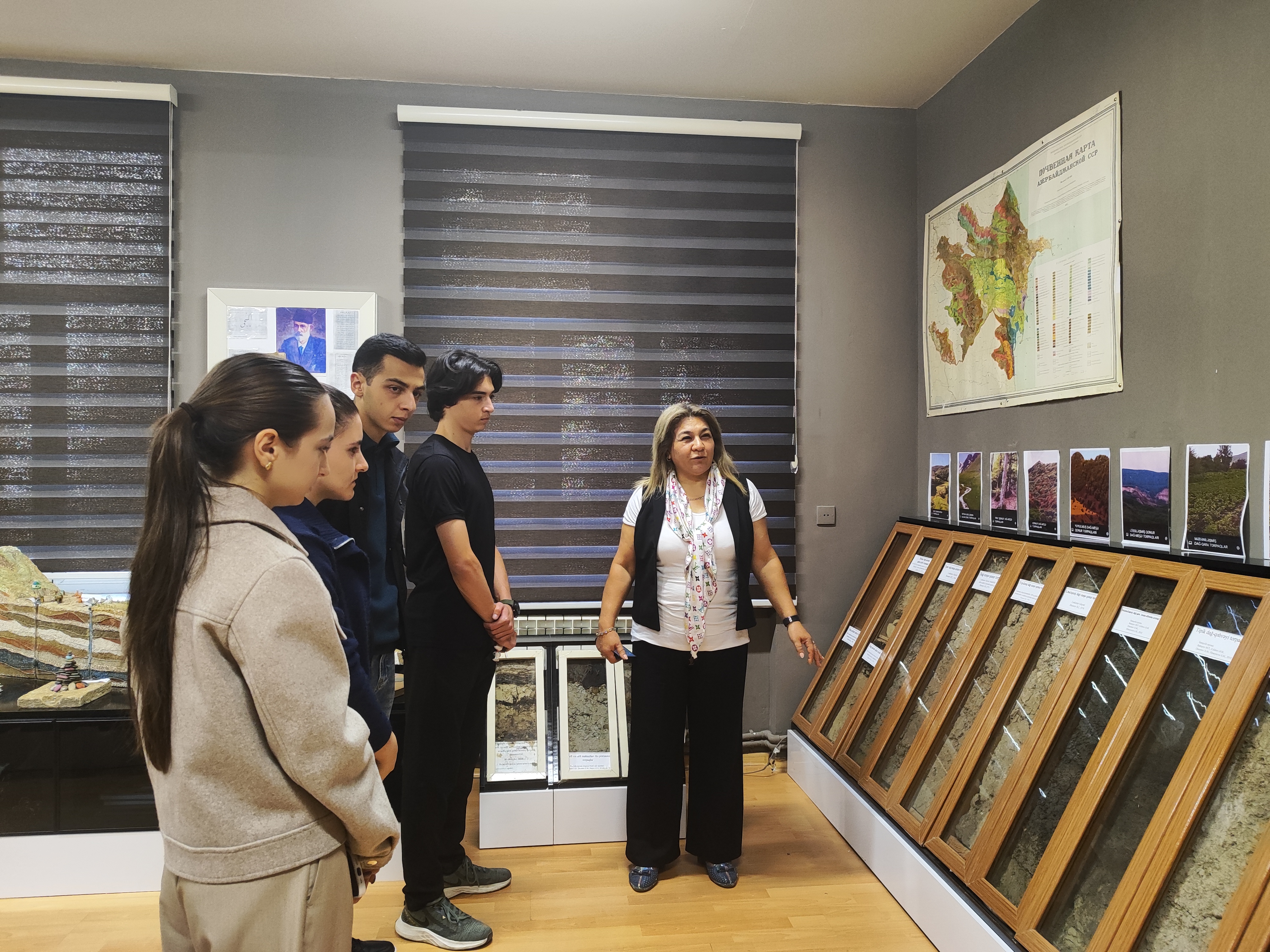 В Институте почвоведения и агрохимии сотоялось «День открытых дверей» музея