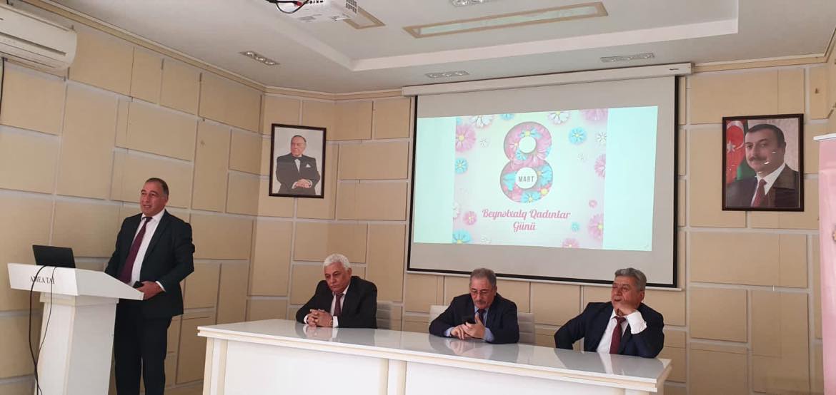 В Институте почвоведения и агрохимии НАНА состоялось мероприятие в связи 8 марта - Международного женского дня. 