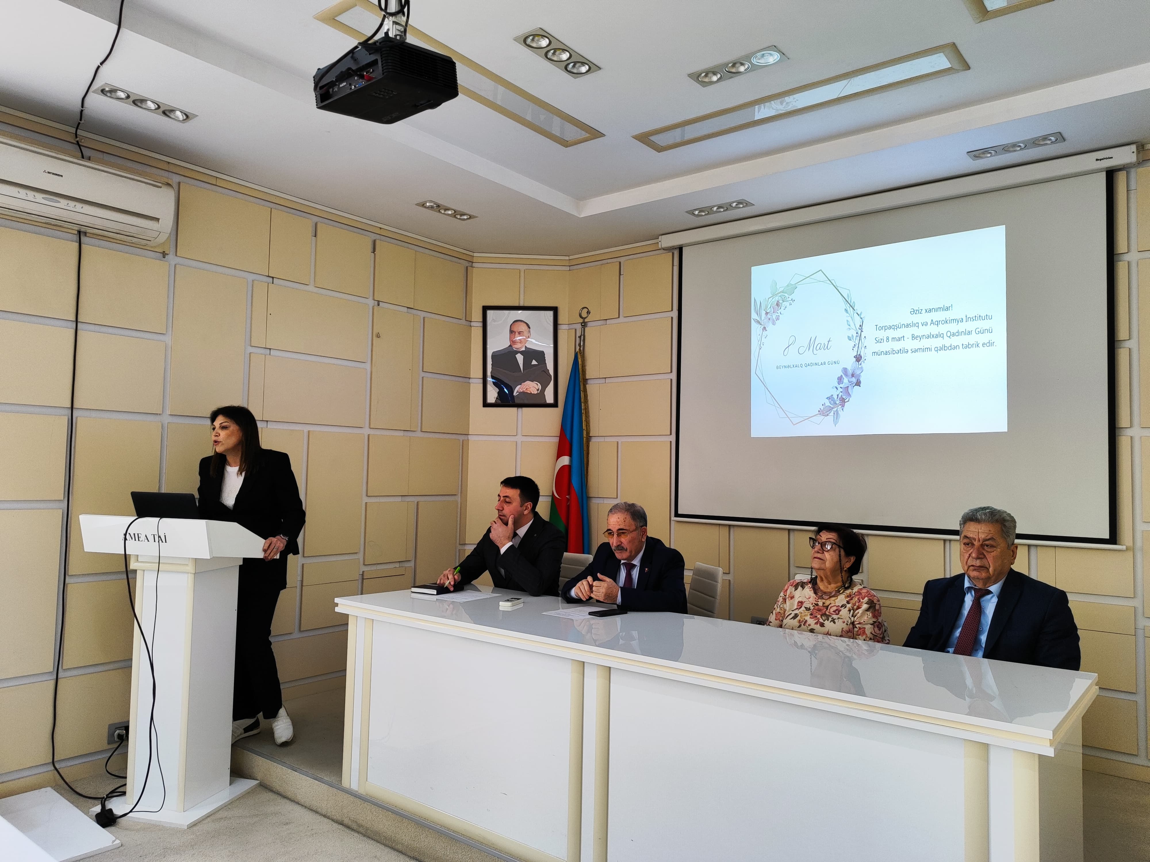 В Институте почвоведения и агрохимии МНО АР состоялось  мероприятие  посвященное 8 марта – Международного женского дня
