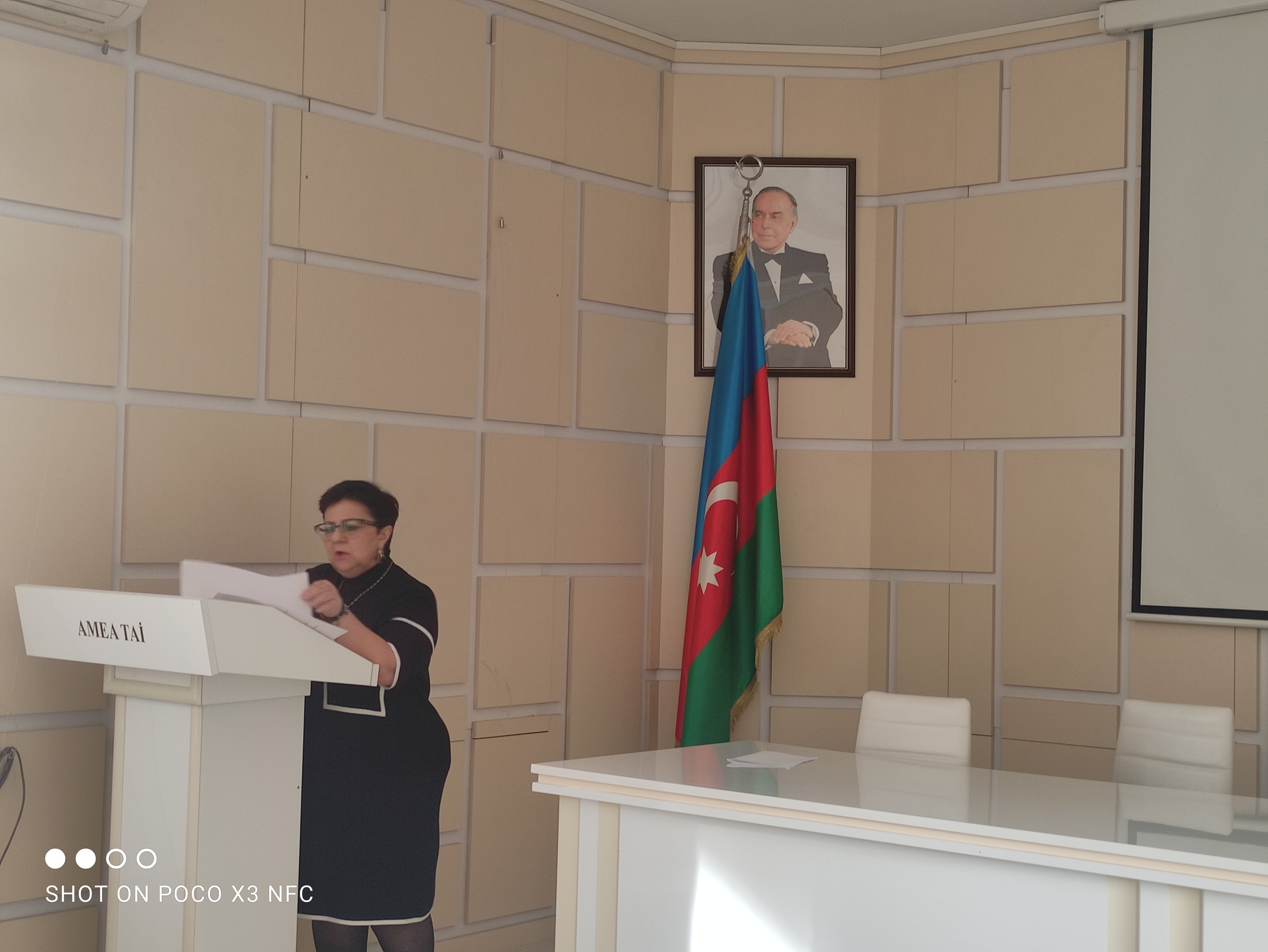  Torpaq örtüyünün strukturu və Torpaqların rekultivasiyası laboratoriyaları  2022-ci il üzrə yekun hesabatınlarını təqdim ediblər