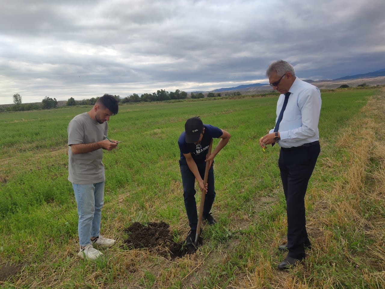 Институт почвоведения и агрохимии МНО АР начал почвенные исследования  на освобожденных территориях от оккупации