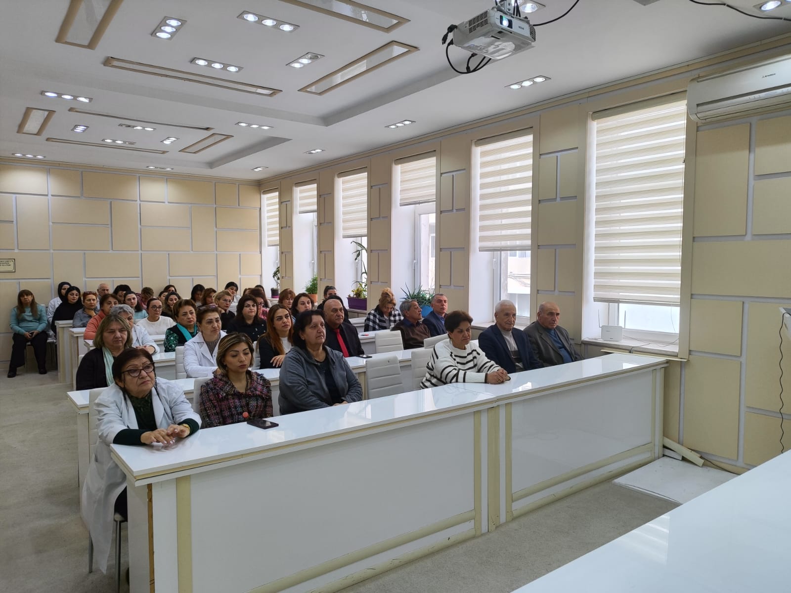 В Институте почвоведения и агрохимии МНО АР состоялось мероприятие, посвященное 34-й годовщине трагедии 20 января.