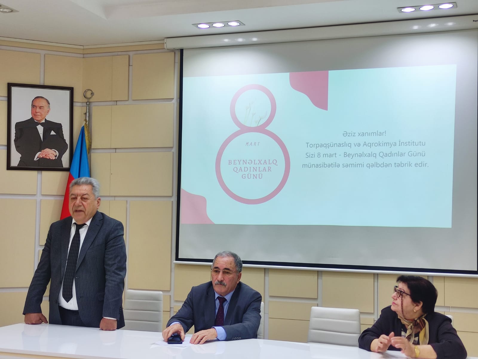 В Институте почвоведения и агрохимии Министерство   науки и образования Азербайджанской Республики состоялось мероприятие посвященное 8 марта - Международного женского дня 
