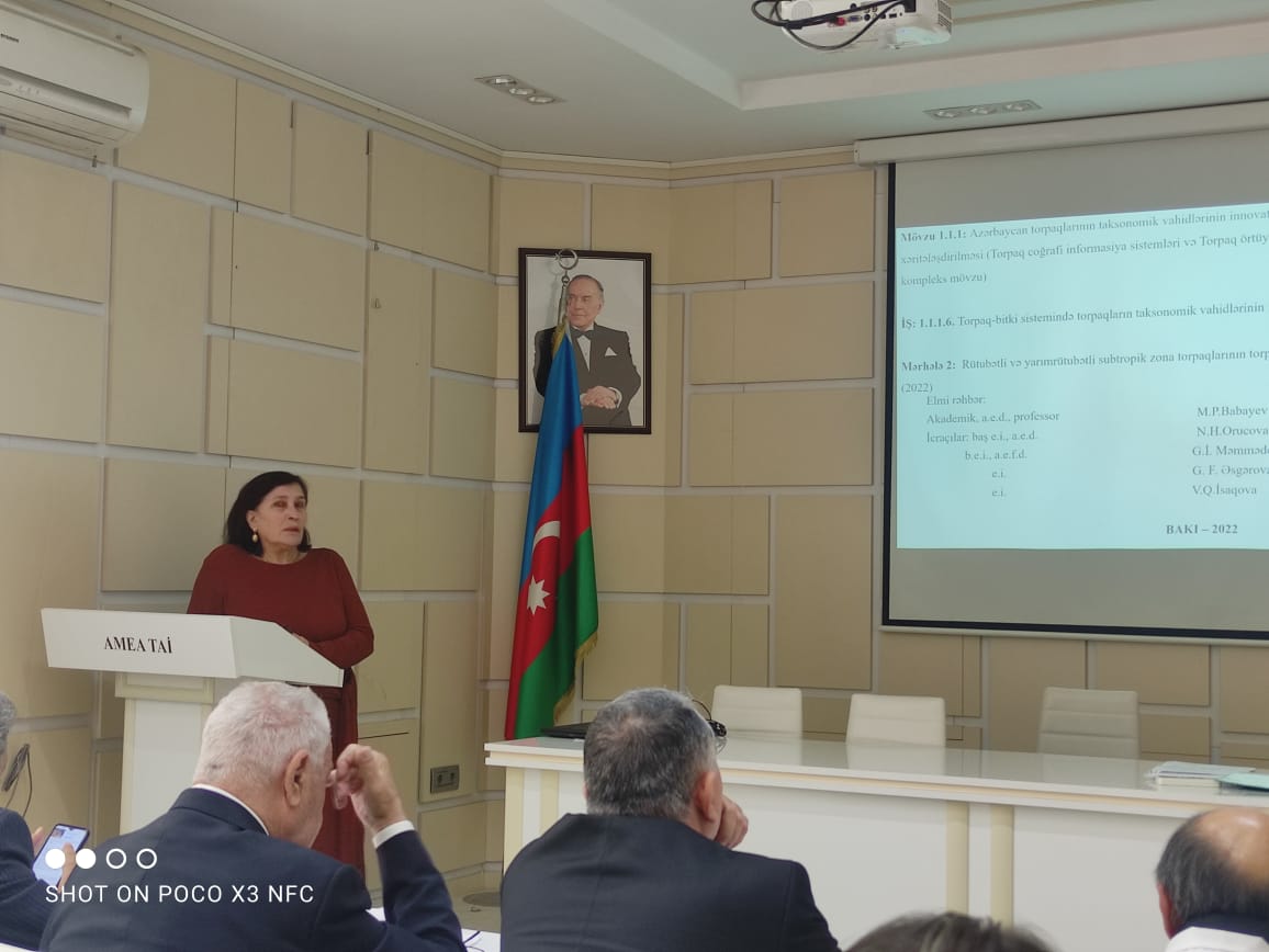 Torpaqların genezisi, coğrafiyası və kartoqrafiyası, Torpaq fizikası və Üzvi gübrələr  laboratoriyaları 2022-ci il üzrə yekun hesabatlarını təqdim ediblər