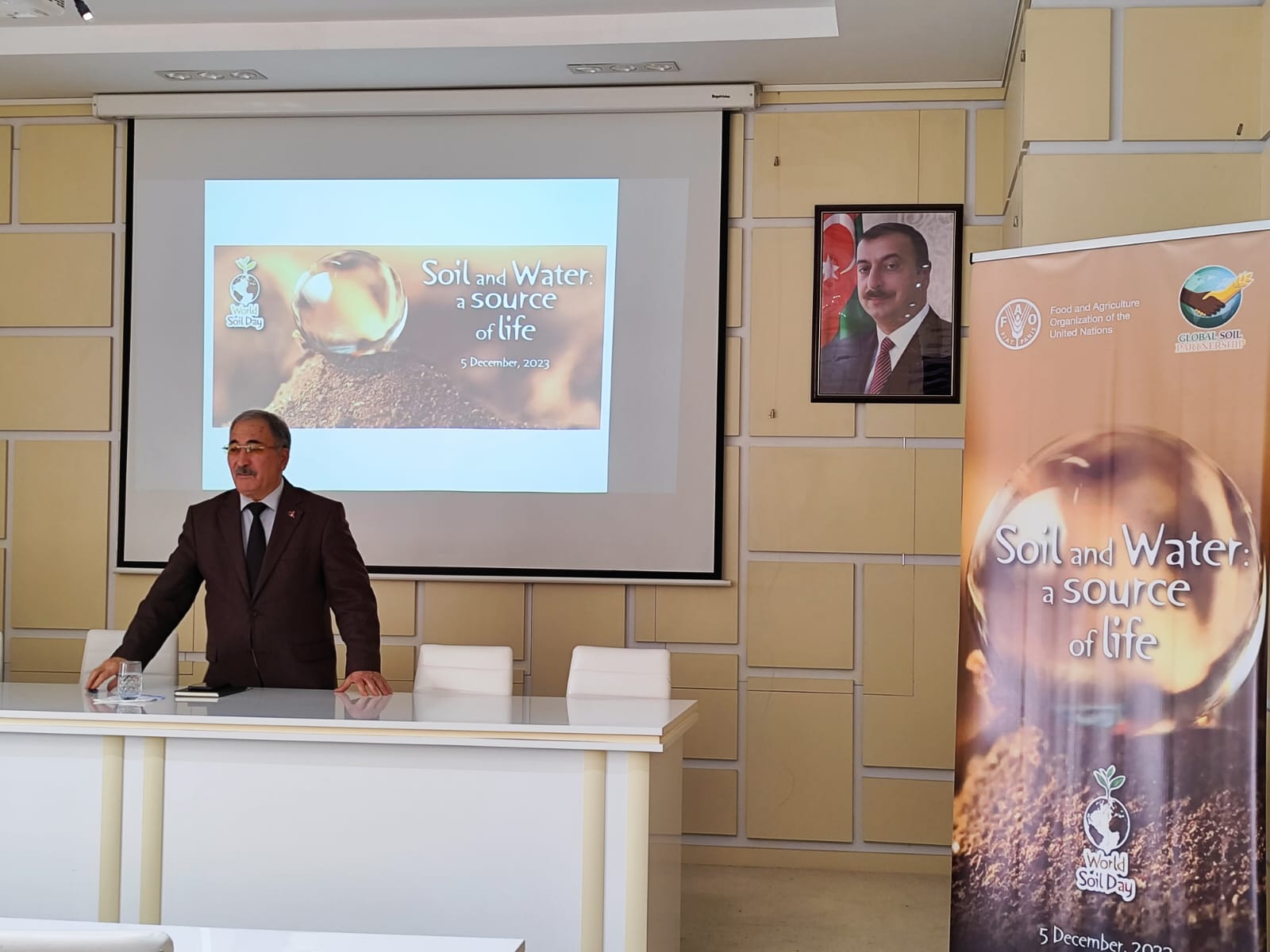 В Институте почвоведения и агрохимии МНО АР состоялось мероприятие посвященное Всемирного дня почвы