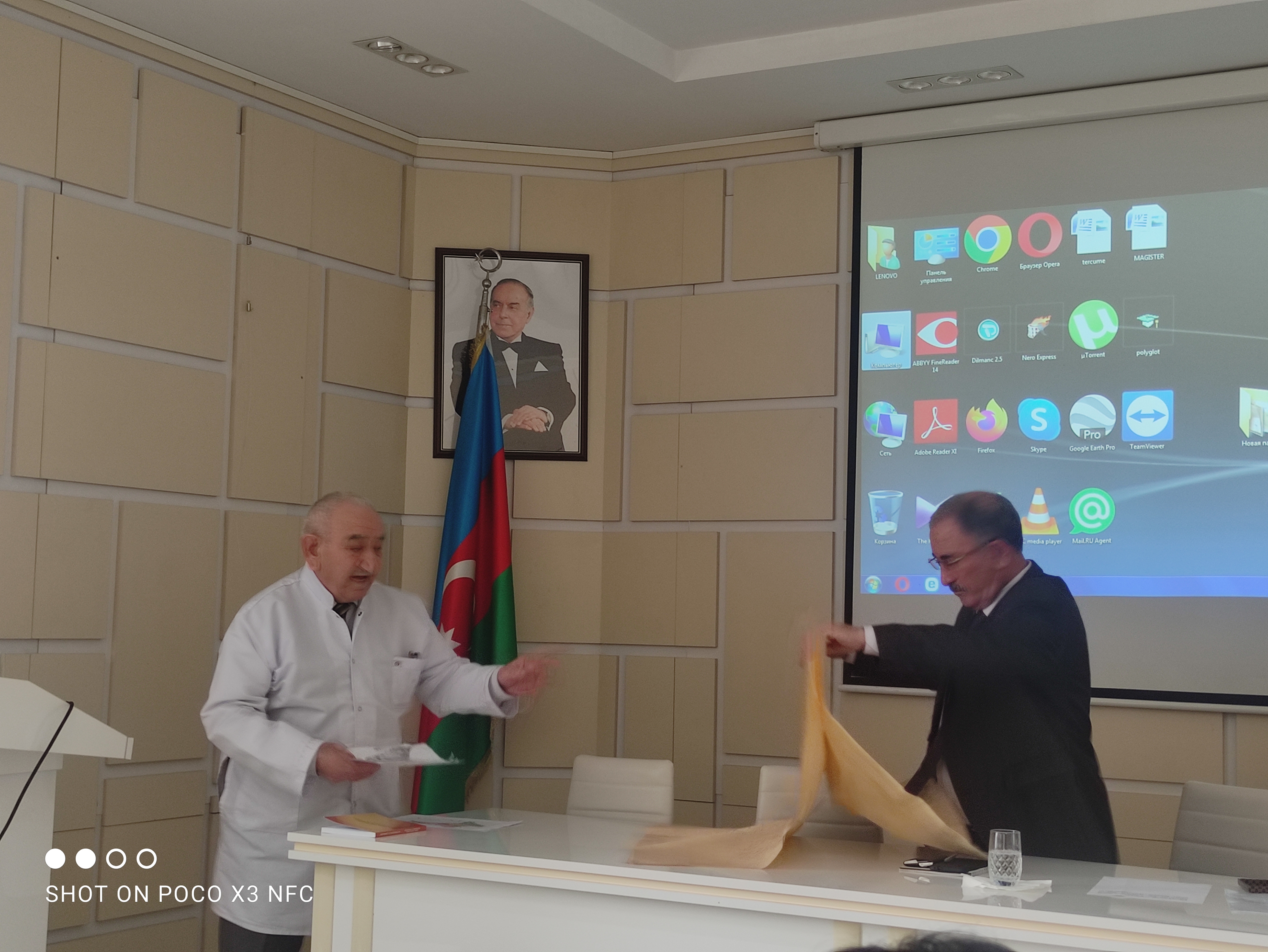  Torpaq coğrafi informasiya sistemləri laboratoriyası və Torpaqların eroziyası  laboratoriyaları  2022-ci il üzrə yekun hesabatını təqdim ediblər