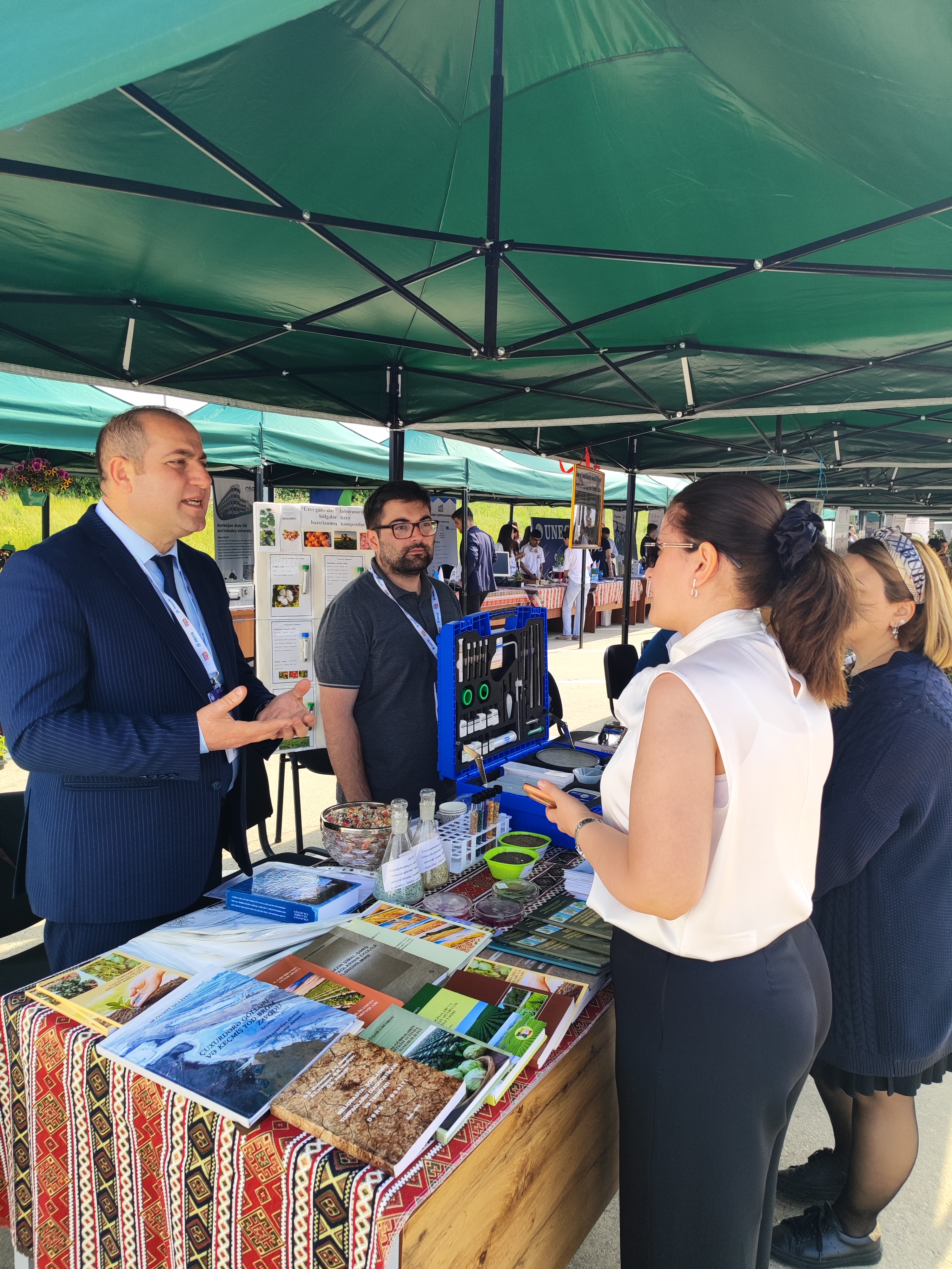 Employees of the Institute of Soil Science and Agrochemistry of the Ministry of Science and Education of the Republic of Azerbaijan participated in the 18th Azerbaijan International Agricultural Exhibition.