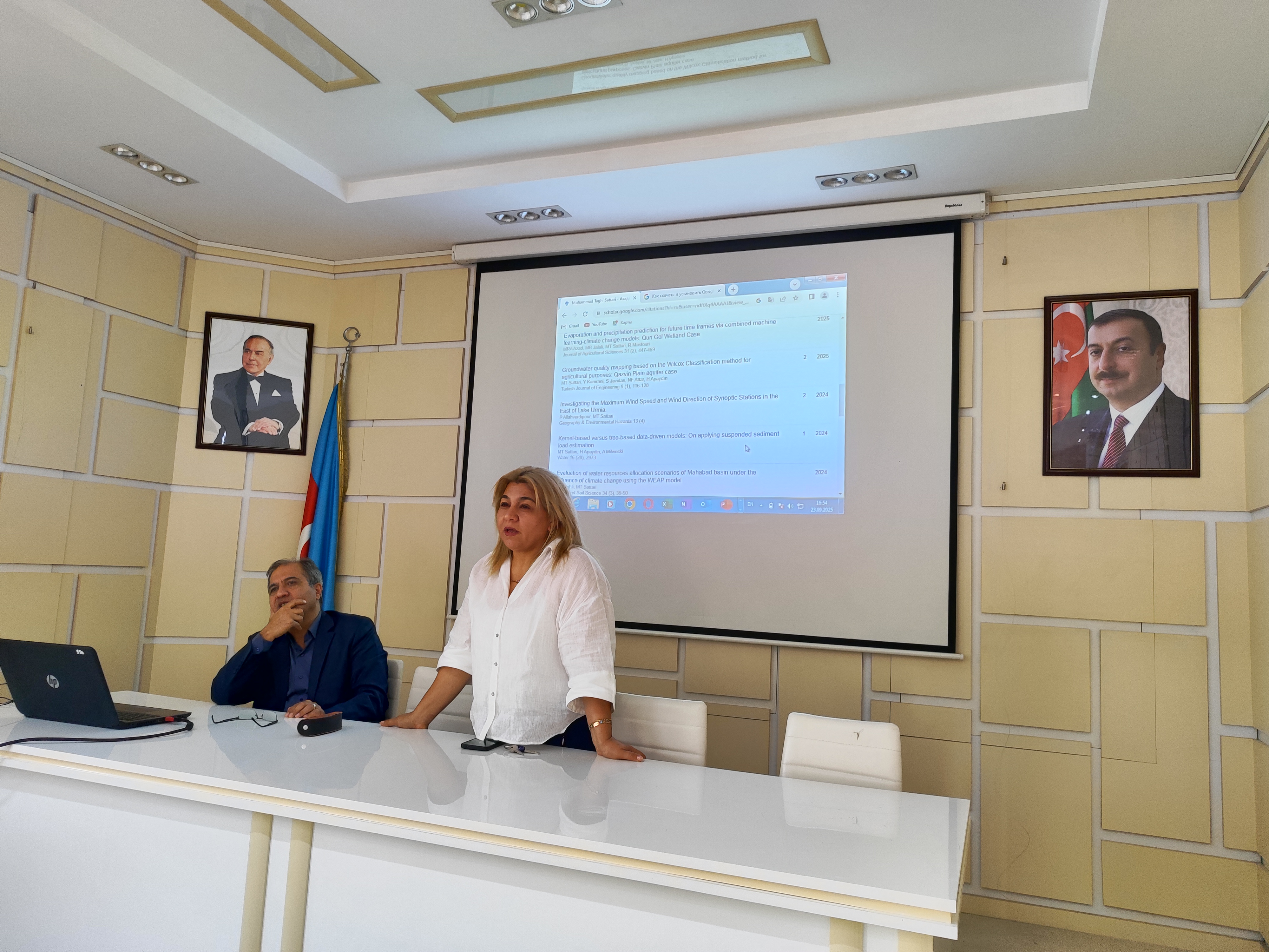 Torpaqşünaslıq və Aqrokimya İnstitutunda beynəlxalq alimlə elmi görüş keçirilib