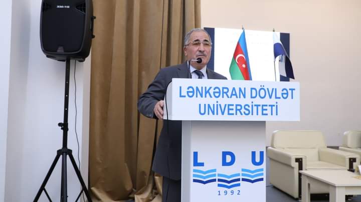 Состоялась конференция, посвященная году Гейдара Алиева, на тему «Роль Гейдара Алиева в развитии сельскохозяйственной науки»