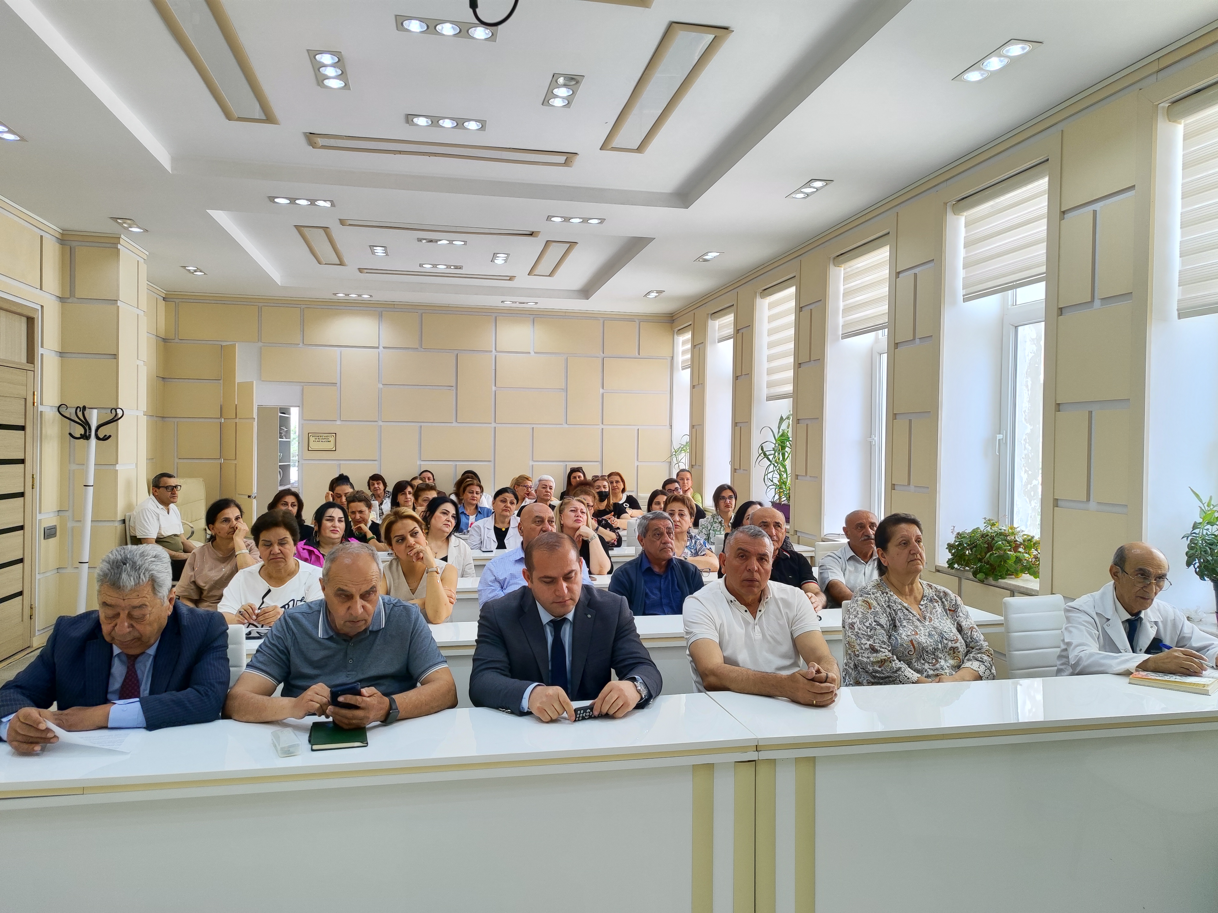 В Институте почвоведения и агрохимии МНО АР состоялось  просветительское мероприятие в рамках «Месячника  прав человека»