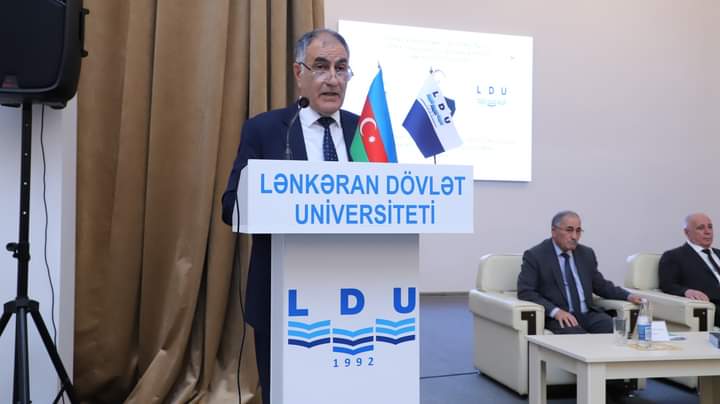 Состоялась конференция, посвященная году Гейдара Алиева, на тему «Роль Гейдара Алиева в развитии сельскохозяйственной науки»