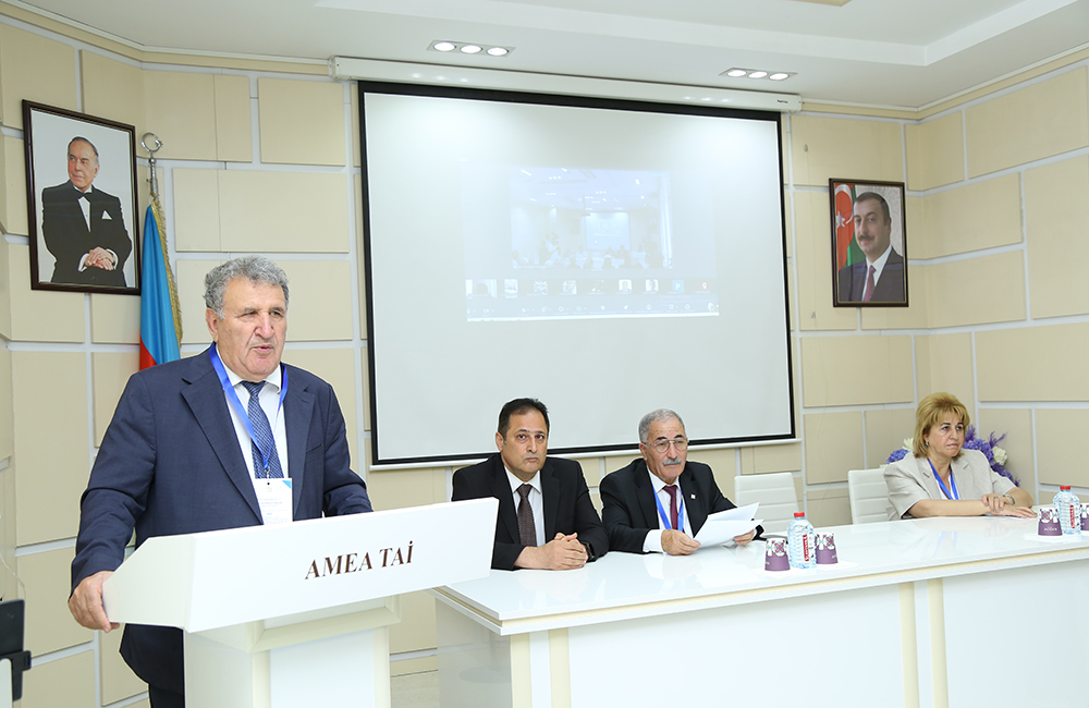 Land and water resources of East Zangezur and Karabakh discussed. Scientific and practical conference held at the Institute of Soil Science and Agrochemistry.
