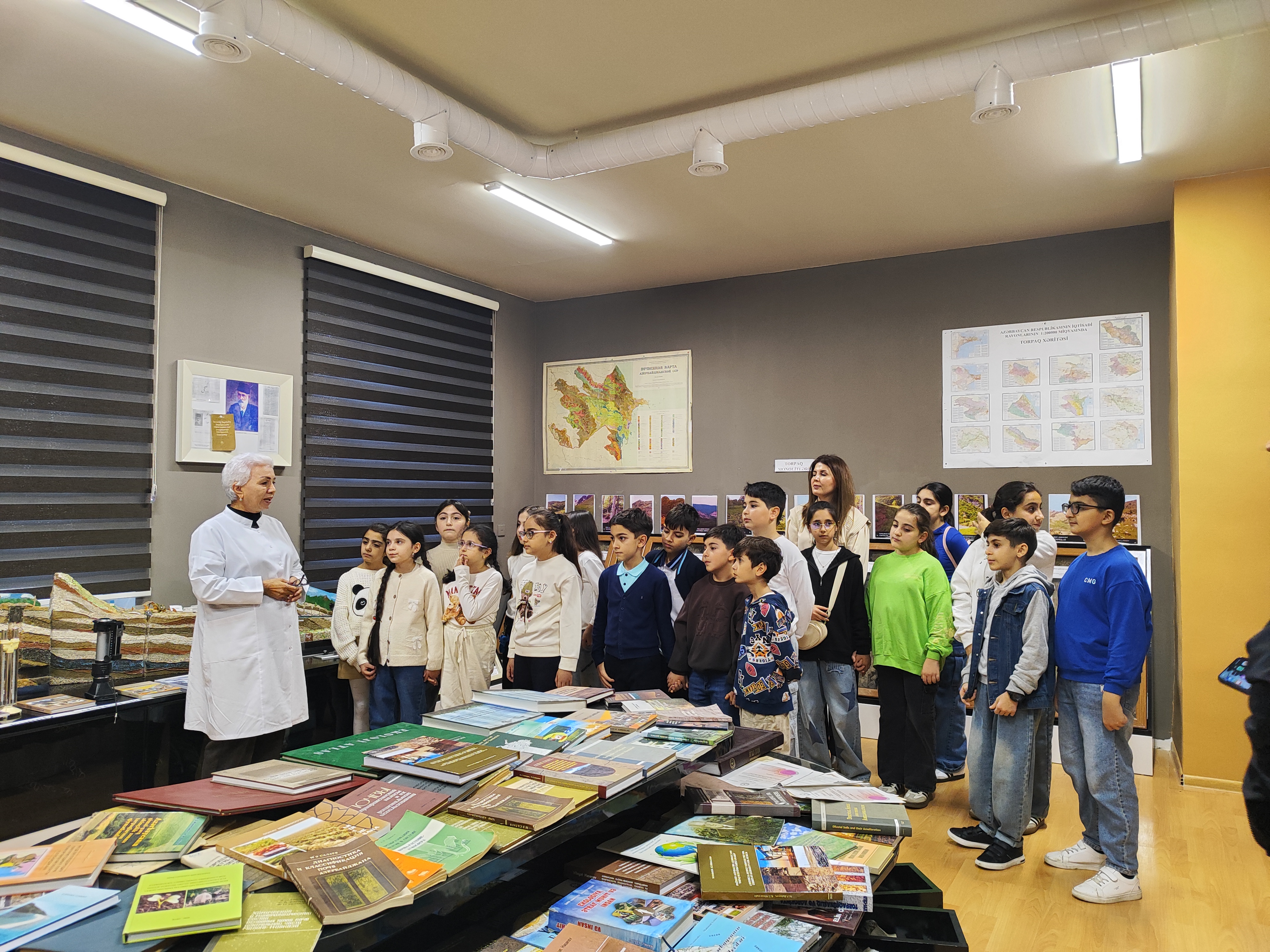 В Институте почвоведения и агрохимии МНО АР продолжаются «Дни открытых дверей»