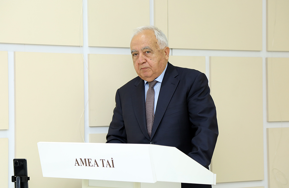 Land and water resources of East Zangezur and Karabakh discussed. Scientific and practical conference held at the Institute of Soil Science and Agrochemistry.